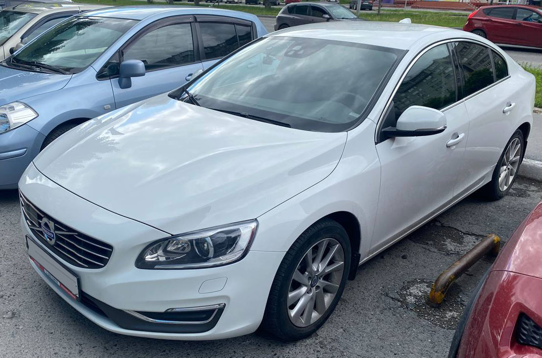 Прокат Volvo S60 в Калуге без водителя - 2800 в день